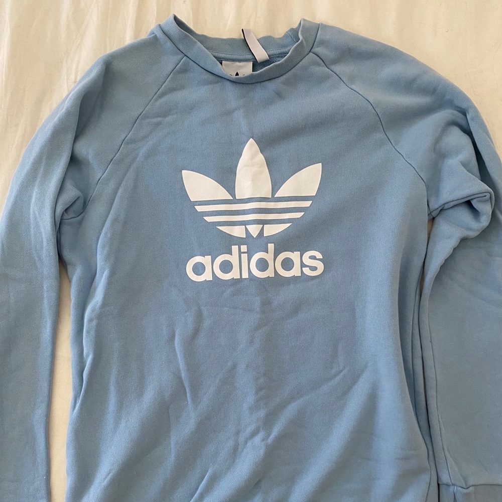Adidas Sweatshirt (never worn)